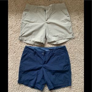 Columbia women’s hiking shorts size 6 never worn